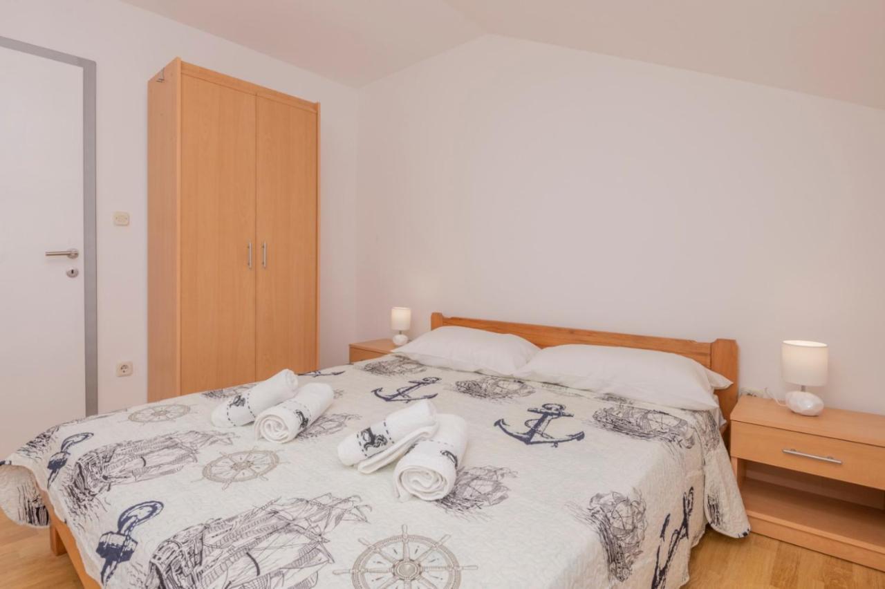 Apartments Zdravka 로크바 로고즈니차 외부 사진