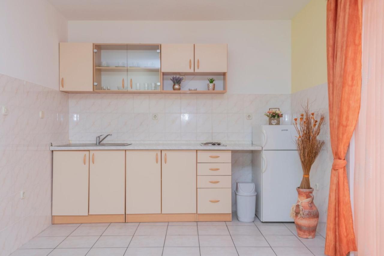 Apartments Zdravka 로크바 로고즈니차 외부 사진