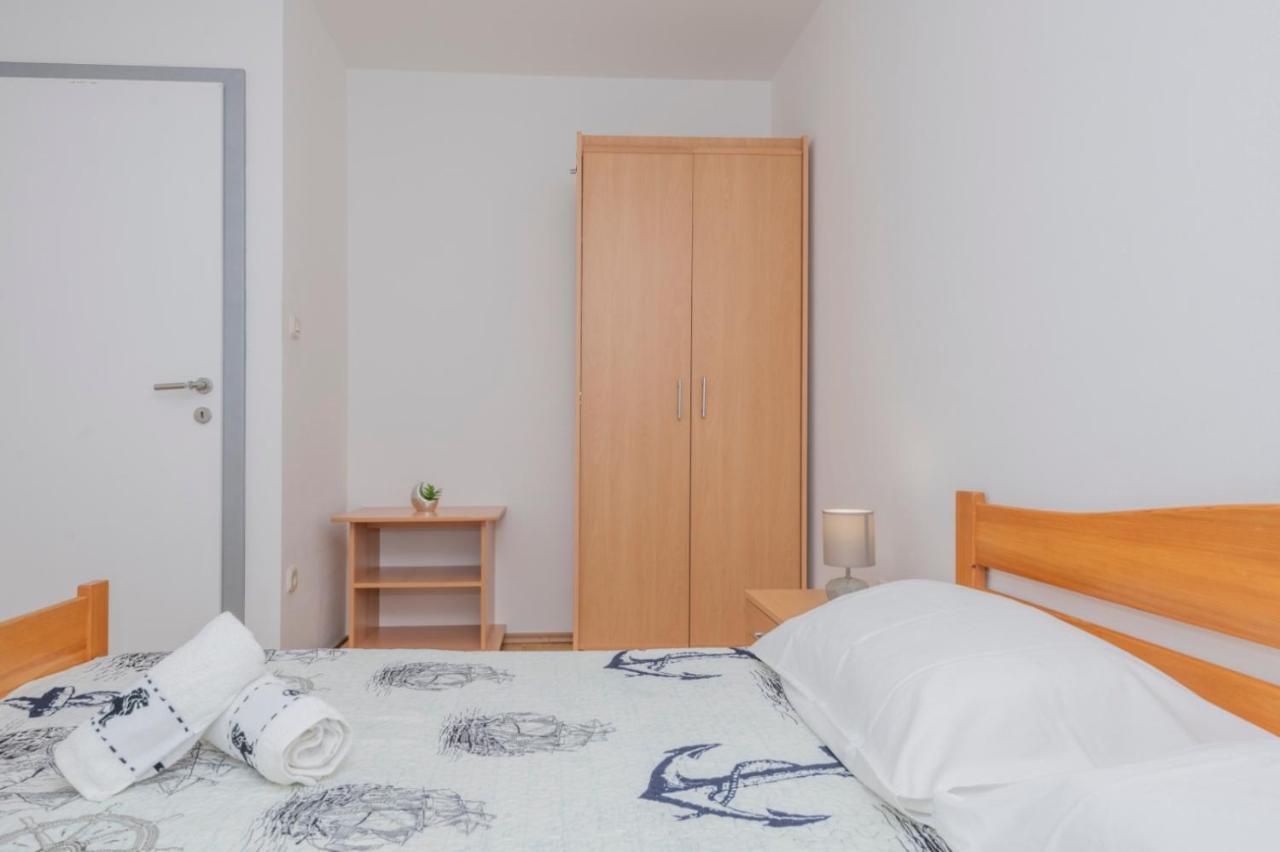 Apartments Zdravka 로크바 로고즈니차 외부 사진