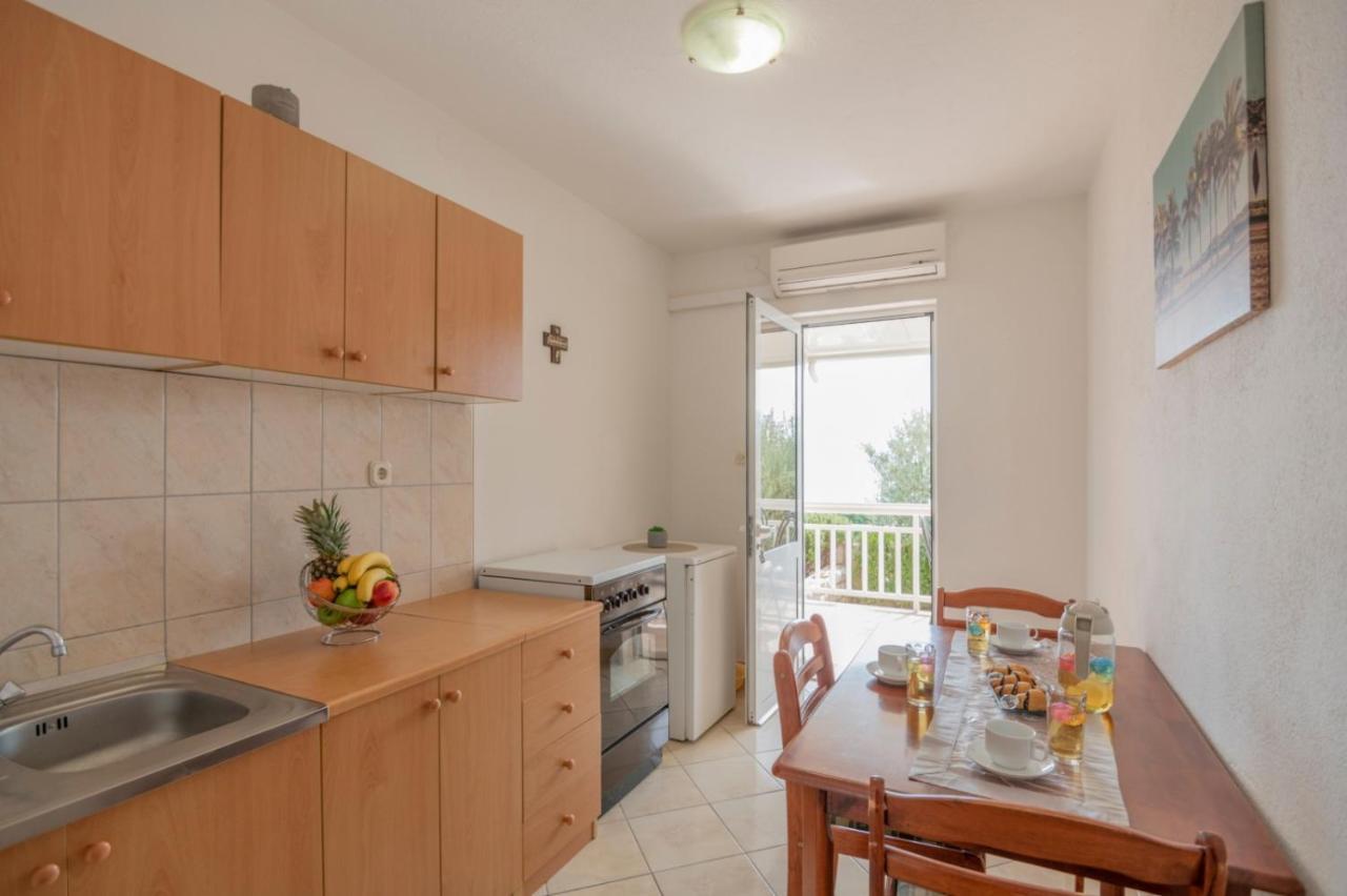 Apartments Zdravka 로크바 로고즈니차 외부 사진
