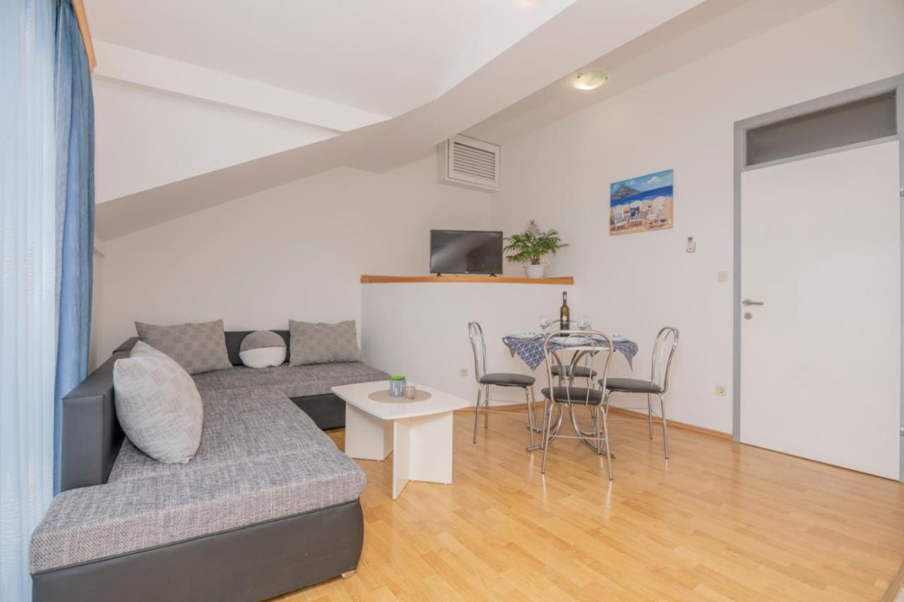 Apartments Zdravka 로크바 로고즈니차 외부 사진
