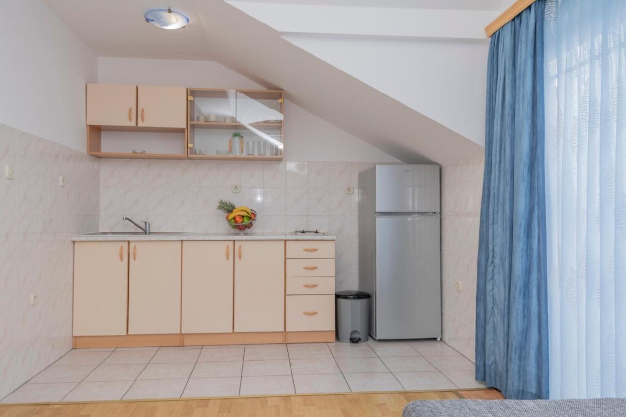 Apartments Zdravka 로크바 로고즈니차 외부 사진