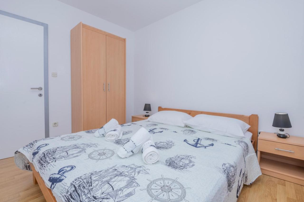 Apartments Zdravka 로크바 로고즈니차 외부 사진